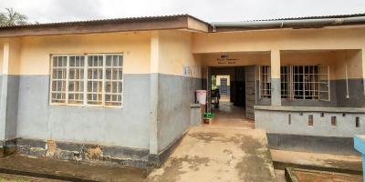 The exterior of a clinic before it was renovated