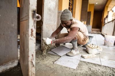 Construction worker working on the SL Psychiatric Teaching Hospital